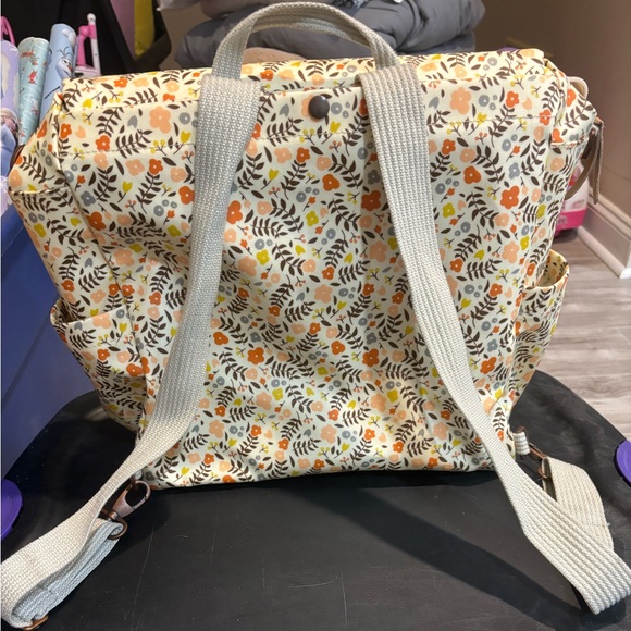 Petunia Pickle Bottom diaper bag - Picture 3 of 7